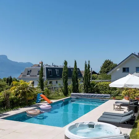 Luxury 5-bedroom With Pool Garden & Geneva Views By Guestlee