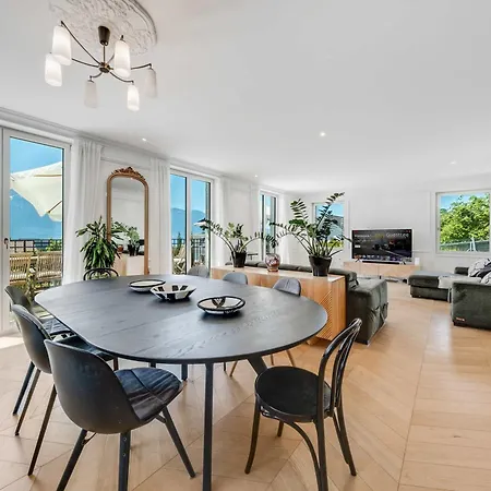 Villa Luxury 5-bedroom With Pool Garden & Geneva Views By Guestlee *